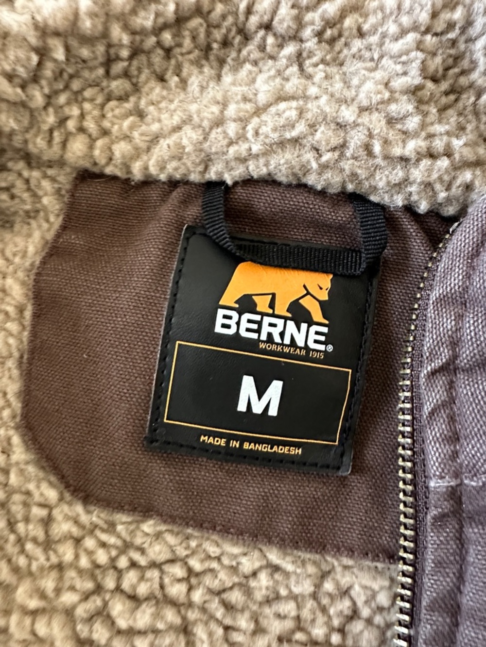 Berne Brown Sherpa-Lined Men’s Vest - Picture 2 of 2